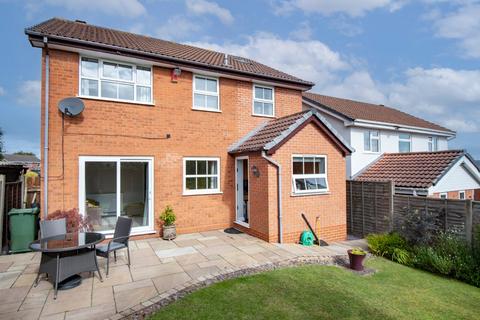 4 bedroom detached house for sale, Portsdown Road, Halesowen, West Midlands, B63