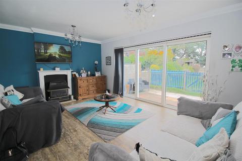 3 bedroom semi-detached house for sale, Brays Road, Birmingham B26