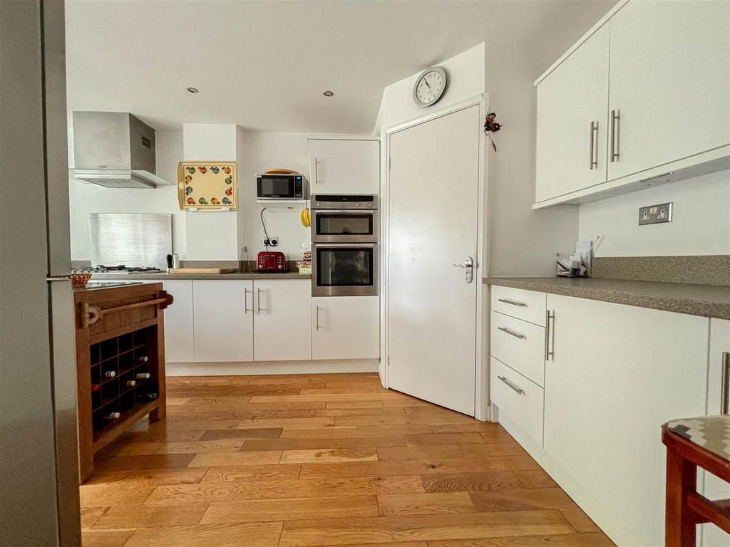 Kitchen/Breakfast Room/Snug