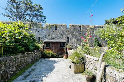 2 bedroom cottage for sale, Lower Frog Street, Tenby