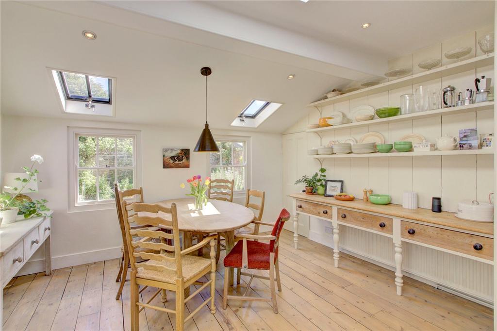 Kitchen / Breakfast