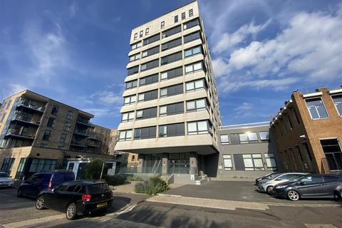 2 bedroom flat for sale, The Causeway, Goring-By-Sea, Worthing