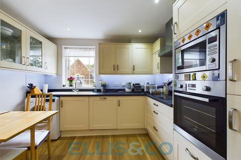 2 bedroom apartment for sale, Mortley Close, Tonbridge, Kent, TN9