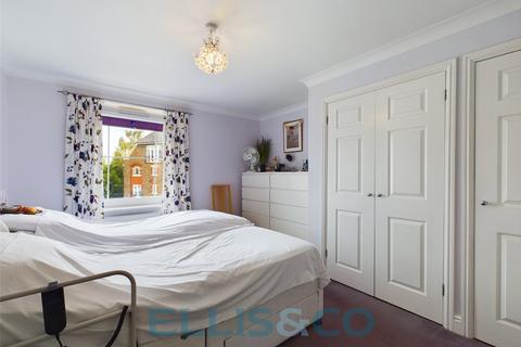 2 bedroom apartment for sale, Mortley Close, Tonbridge, Kent, TN9