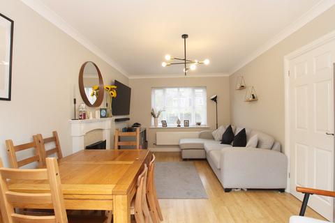 53 Beech Wood Drive, Tonyrefail, Porth, CF39 8JL