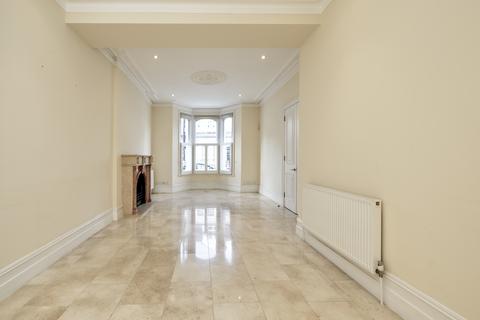 5 bedroom terraced house for sale, Chesilton Road, London SW6