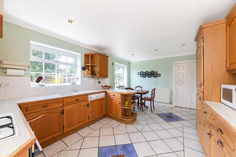 7 Beech Close, Wootton, Abingdon, OX13 6DQ