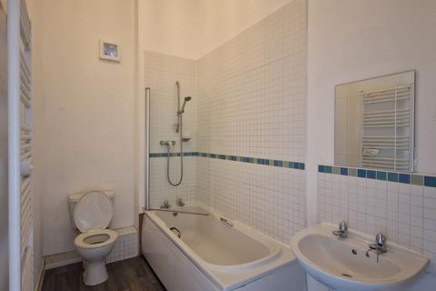 2 bedroom flat for sale, London Road, Gloucester, Gloucestershire, GL1