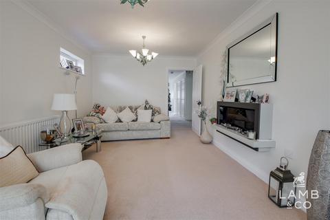 3 bedroom detached bungalow for sale, Salisbury Road, Holland-On-Sea CO15