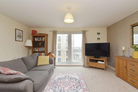 2 bedroom flat for sale, Flat 13/8 Salamander Court, Leith, Edinburgh, EH6 7JN