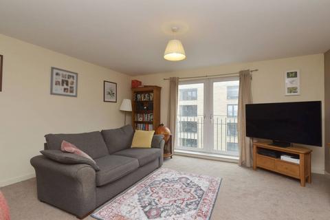 2 bedroom flat for sale, Flat 13/8 Salamander Court, Leith, Edinburgh, EH6 7JN