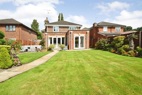 4 bedroom detached house for sale, Reading Road, Camberley GU17