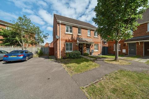 2 bedroom semi-detached house for sale, Thatcham,  Berkshire,  RG19