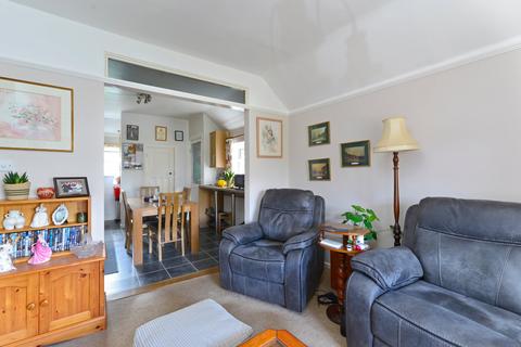 3 Birch Road, Godalming, GU7 3NR