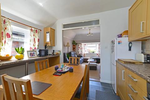 3 Birch Road, Godalming, GU7 3NR