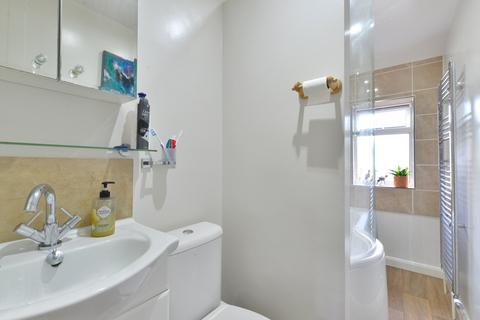 3 Birch Road, Godalming, GU7 3NR