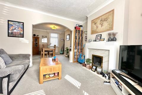 3 bedroom semi-detached house for sale, Monceux Road, Old Town, Eastbourne, BN21