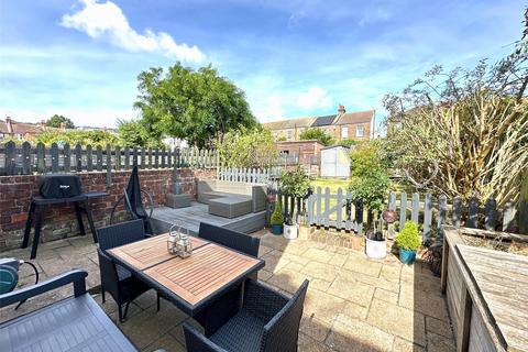 3 bedroom semi-detached house for sale, Monceux Road, Old Town, Eastbourne, BN21