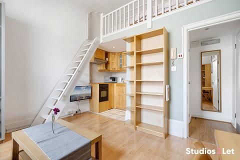 Studio to rent, Claverton Street, London SW1V