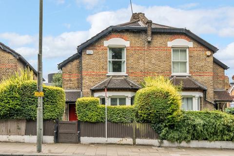 2 bedroom semi-detached house for sale, Bromley Road, Beckenham