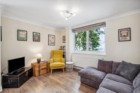 2 bedroom apartment for sale, Earls Court Road, London, W8