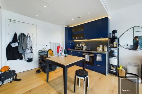 undefined, London E14