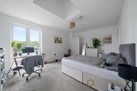 3 bedroom apartment for sale, Rope Court, Limehouse, London E14