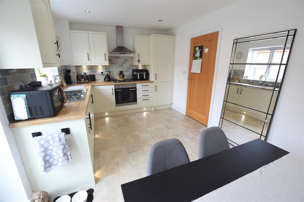Kitchen diner