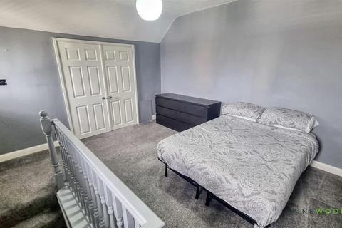 69 Bakestone Moor, Whitwell, Worksop, S80 4QB