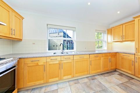 1 bedroom flat for sale, Layton Place, Kew Village, Kew, Richmond, Surrey TW9