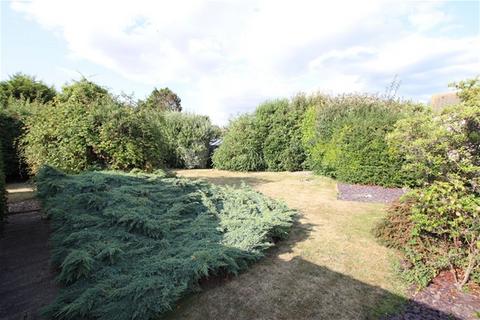 2 bedroom detached bungalow for sale, Preston Road, Holland on Sea, Clacton on Sea