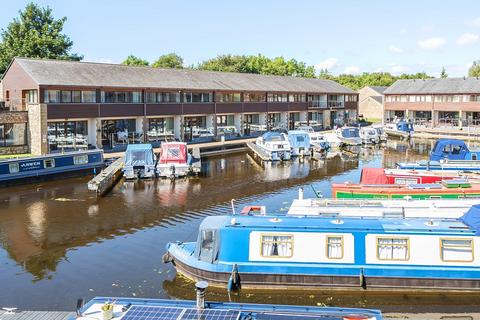 2 bedroom terraced house for sale, 10 Lapwing House, Tewitfield Marina, Tewitfield, Carnforth, LA6 1GP