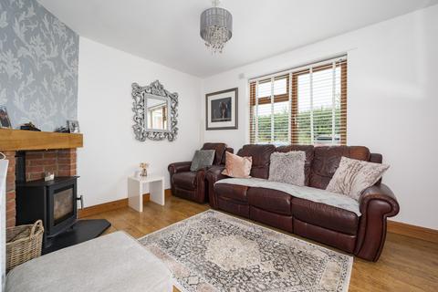 5 Colne Road, Bures, CO8 5DJ