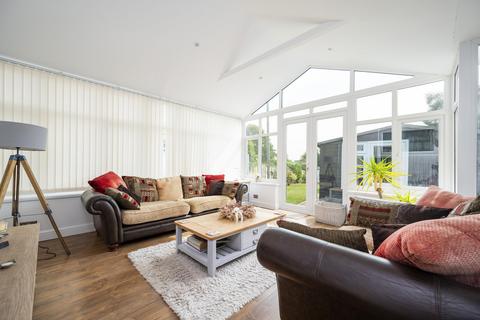 5 Colne Road, Bures, CO8 5DJ