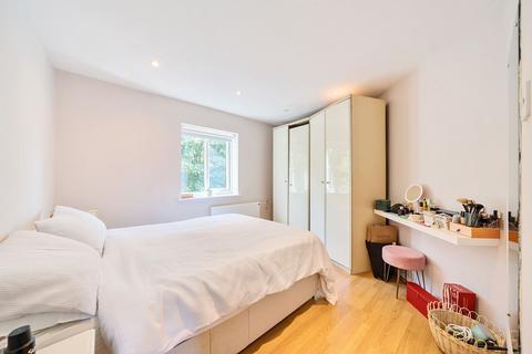 1 bedroom apartment for sale, Poolmans Street, London, SE16