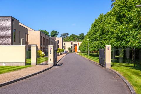 undefined, Cliveden Gages, Maidenhead SL6