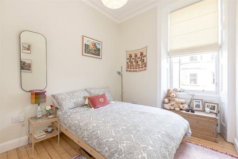 17/4 Bruntsfield Gardens, Edinburgh, EH10 4DX