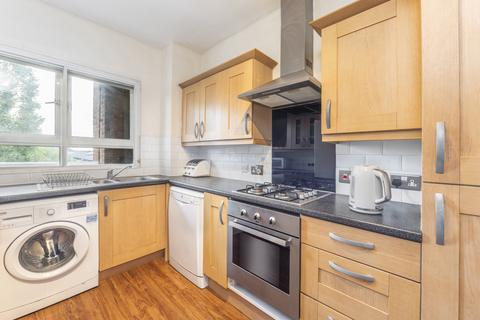 3 bedroom flat to rent, Goldington Street, Kings Cross, London