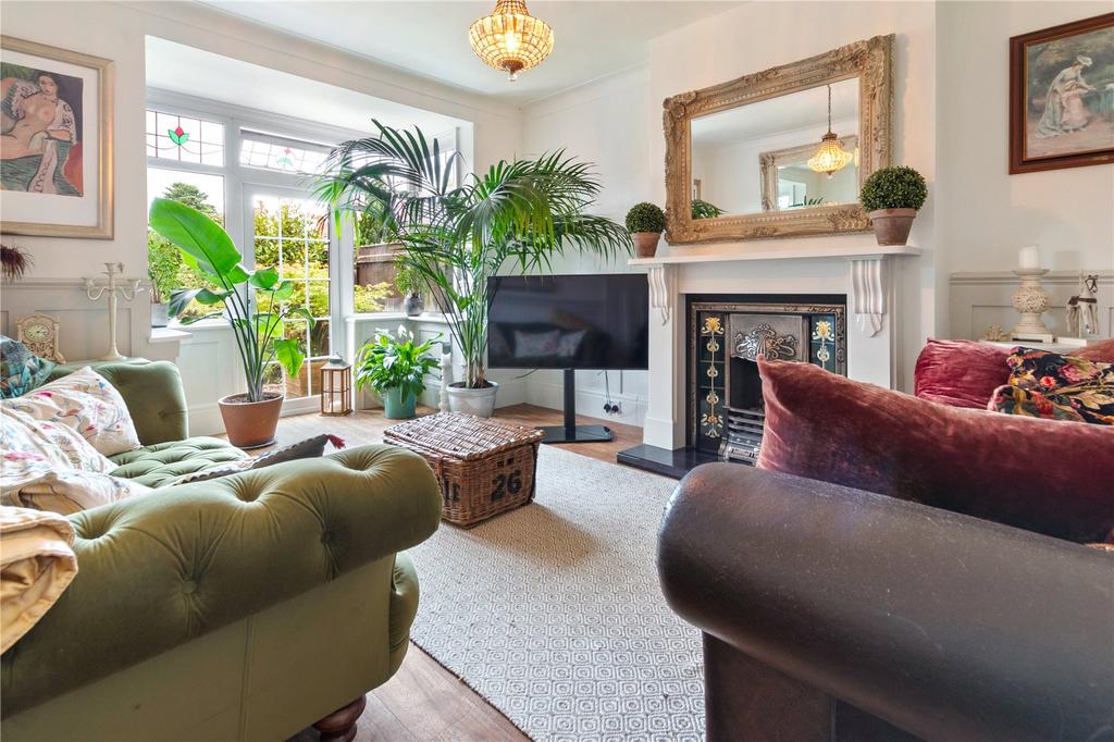 Rear Lounge