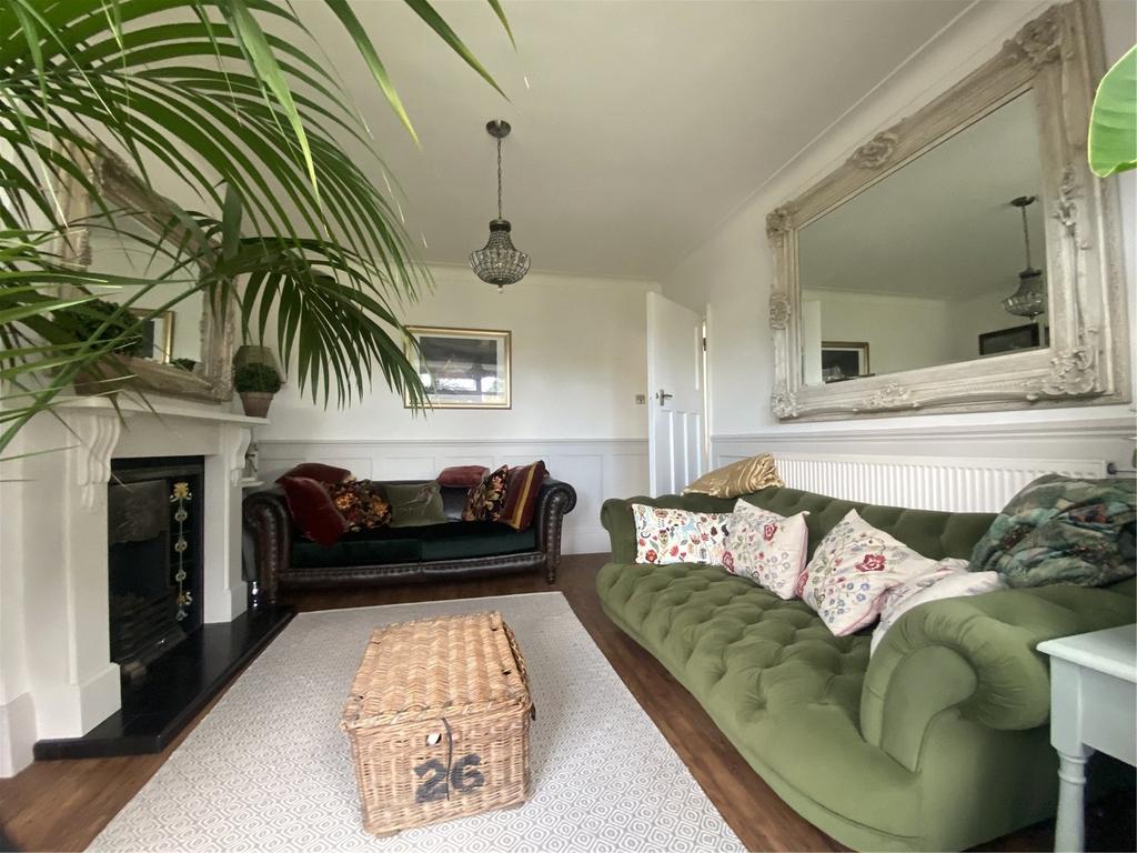 Rear Lounge