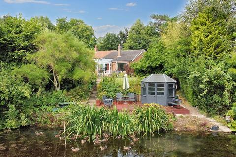 3 bedroom detached bungalow for sale, Tathwell, Louth LN11 9SR