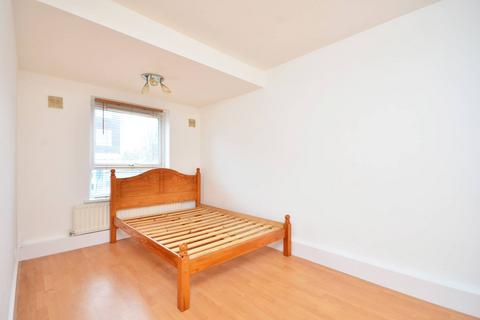 1 bedroom flat to rent, Moyser Road, Furzedown, London, SW16