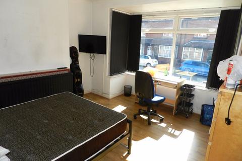 1 Mayville Road, Leeds, LS6 1NF