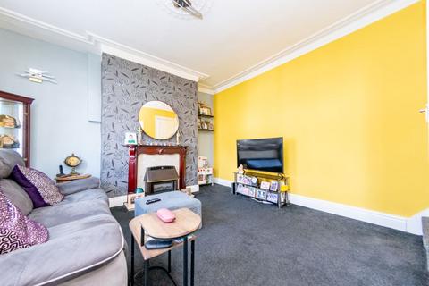 2 bedroom terraced house for sale, Primrose Lane, Leeds