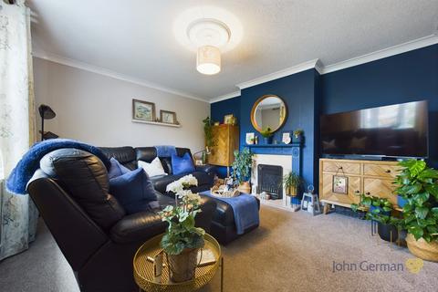 49 Stanley Crescent, Uttoxeter, ST14 7BB