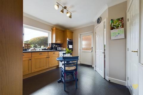 49 Stanley Crescent, Uttoxeter, ST14 7BB