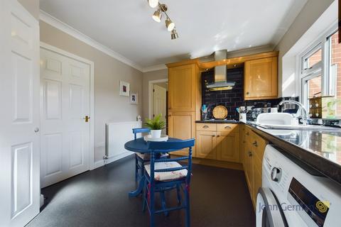 49 Stanley Crescent, Uttoxeter, ST14 7BB