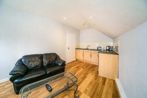 1 bedroom apartment to rent, High Street, Reading