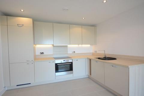 2 bedroom apartment to rent, Cygnet House, Kennet Island