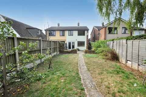 3 bedroom semi-detached house for sale, Stanway Road, Benfleet